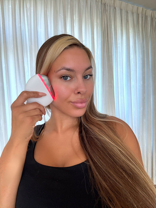 Red Light Therapy for Skin – Complete Beginner’s Guide - Mvolo