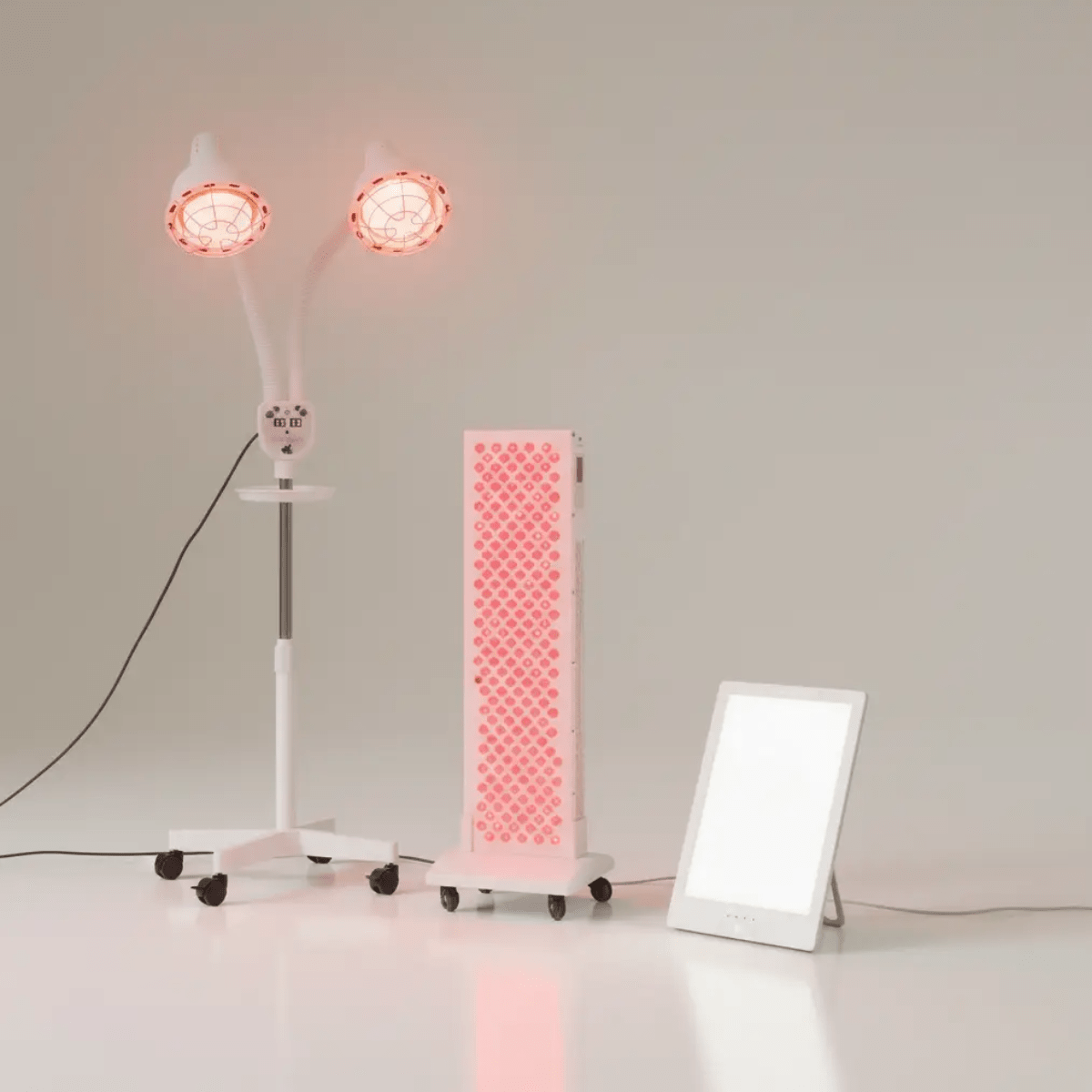 Mvolo Bundels combineren zorgvuldig samengestelde lichttherapieproducten om dagelijks energie, ontspanning, herstel en huidverzorging te verbeteren.